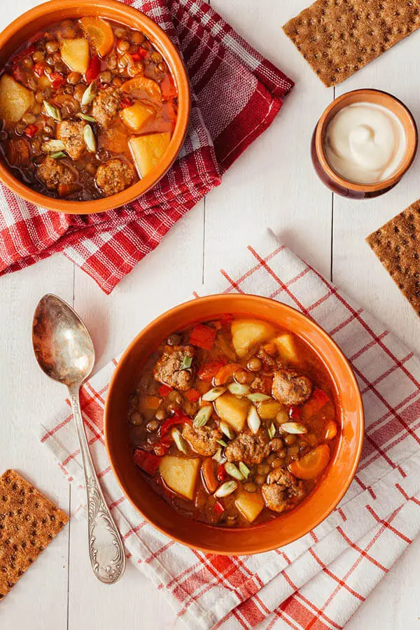 Easy One-Pot Hamburger Soup (Hearty & Ready in 30 Minutes)